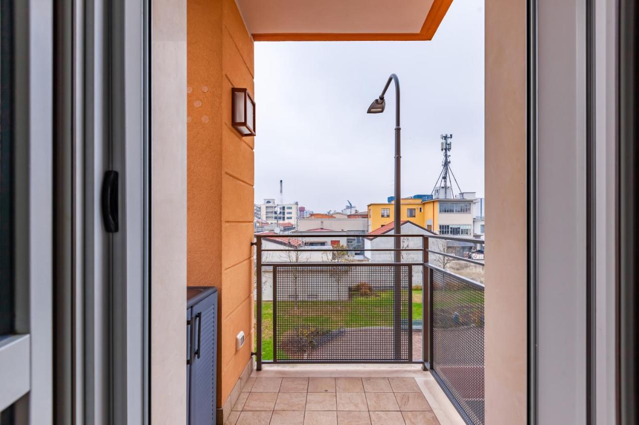 Milano Balcony Apt Daire Dış mekan fotoğraf